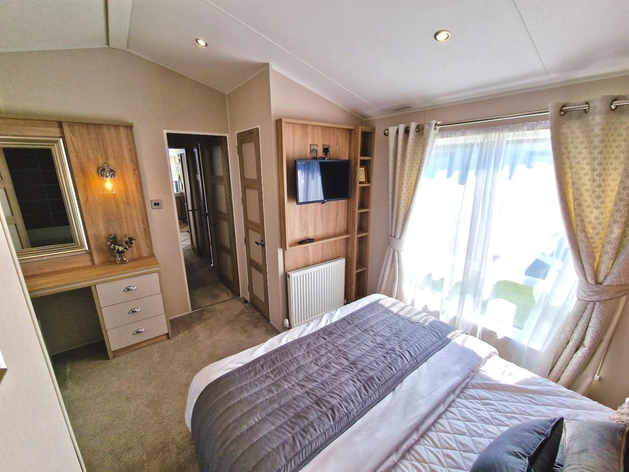 Lula Lodge *